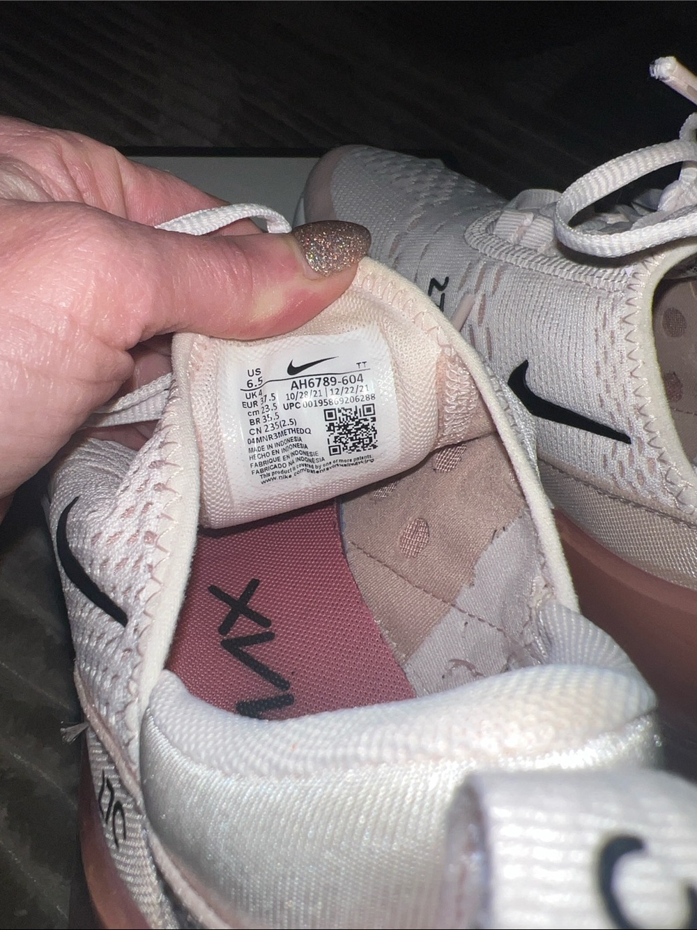 Nike air max sneakers. 6.5 - Picture 6 of 7